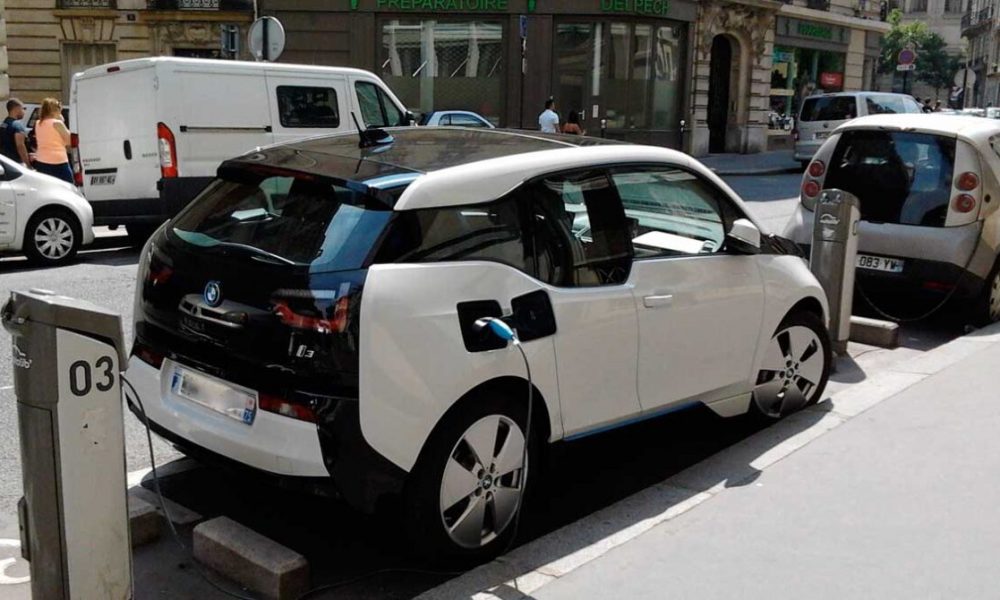 파리 공유 자동차 Autolib’